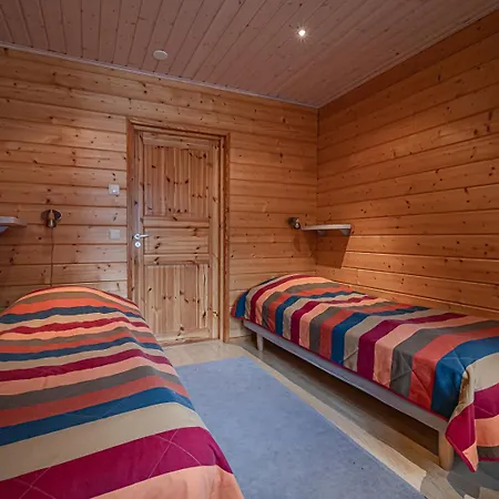 别墅 Hiihtogreeni A Ski-in Ski-out By Aavalevi 列维