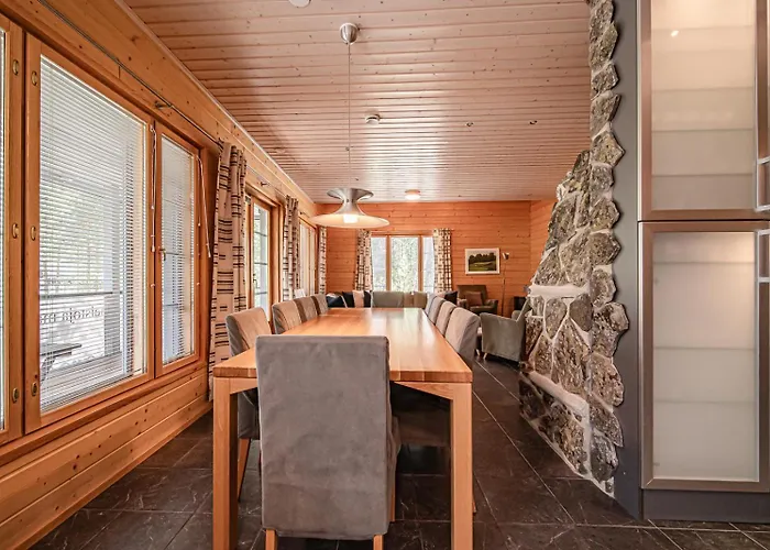 Hiihtogreeni A Ski-in Ski-out By Aavalevi *