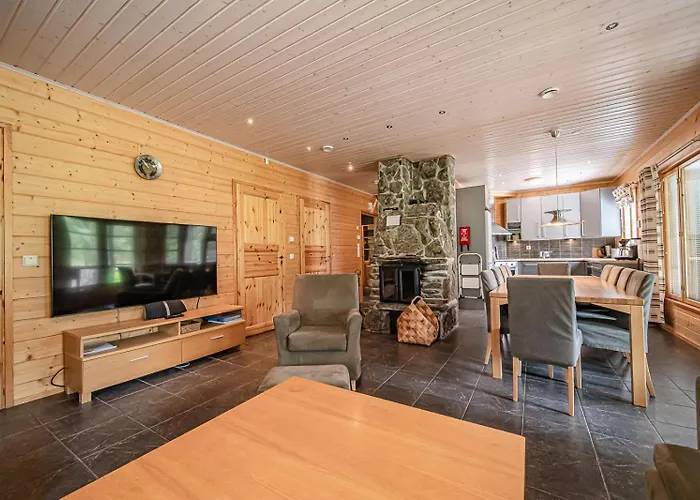 فيلة Hiihtogreeni A Ski-in Ski-out By Aavalevi